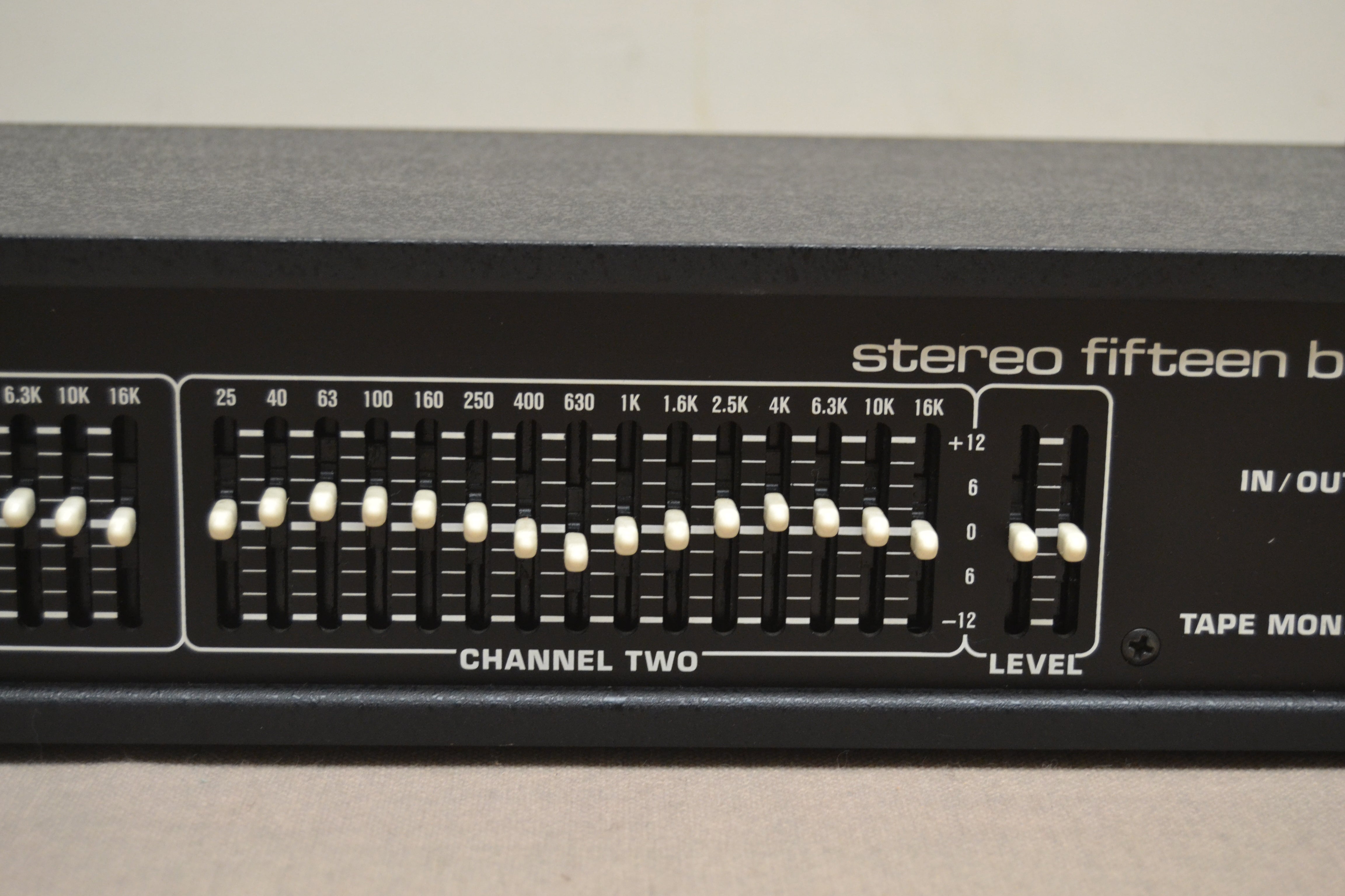 MXR Stereo 15 Band Graphic Equalizer Model 127 – The Turntable Store