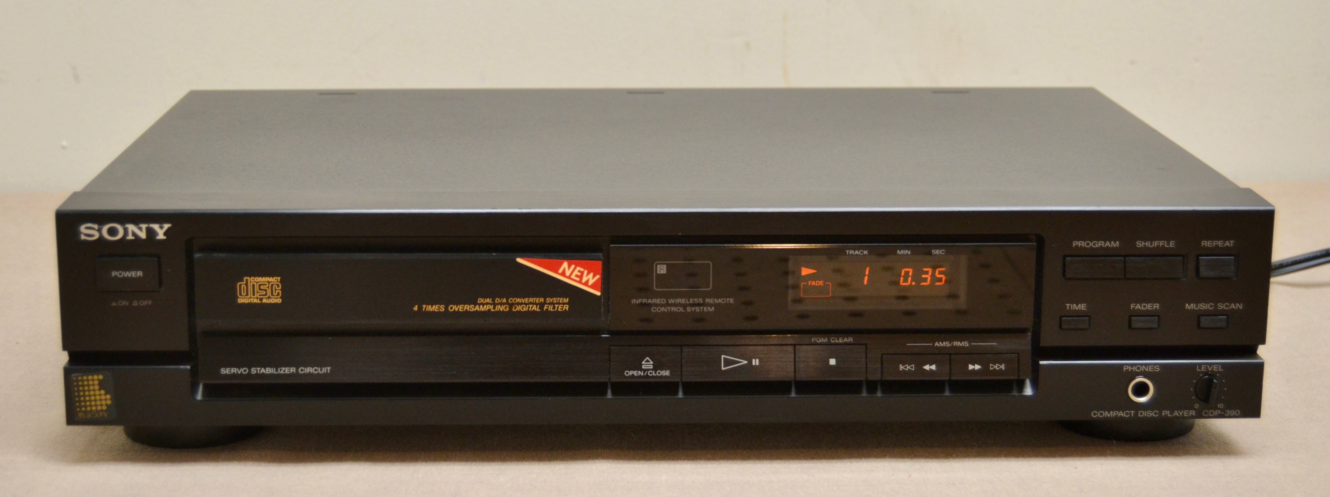 Sony CDP-390 Single CD Player * Fully Serviced * New Belts * 1989