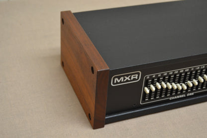 MXR Stereo 15 Band Graphic Equalizer Model 127
