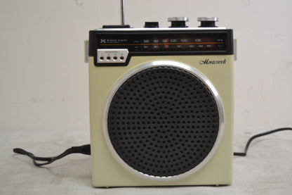 Monteverdi V-159 Portable 8-Track Player with AM/FM Radio * Fully Serviced * New Belts