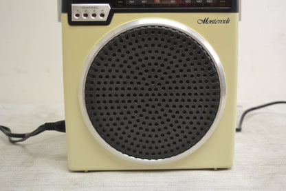 Monteverdi V-159 Portable 8-Track Player with AM/FM Radio * Fully Serviced * New Belts