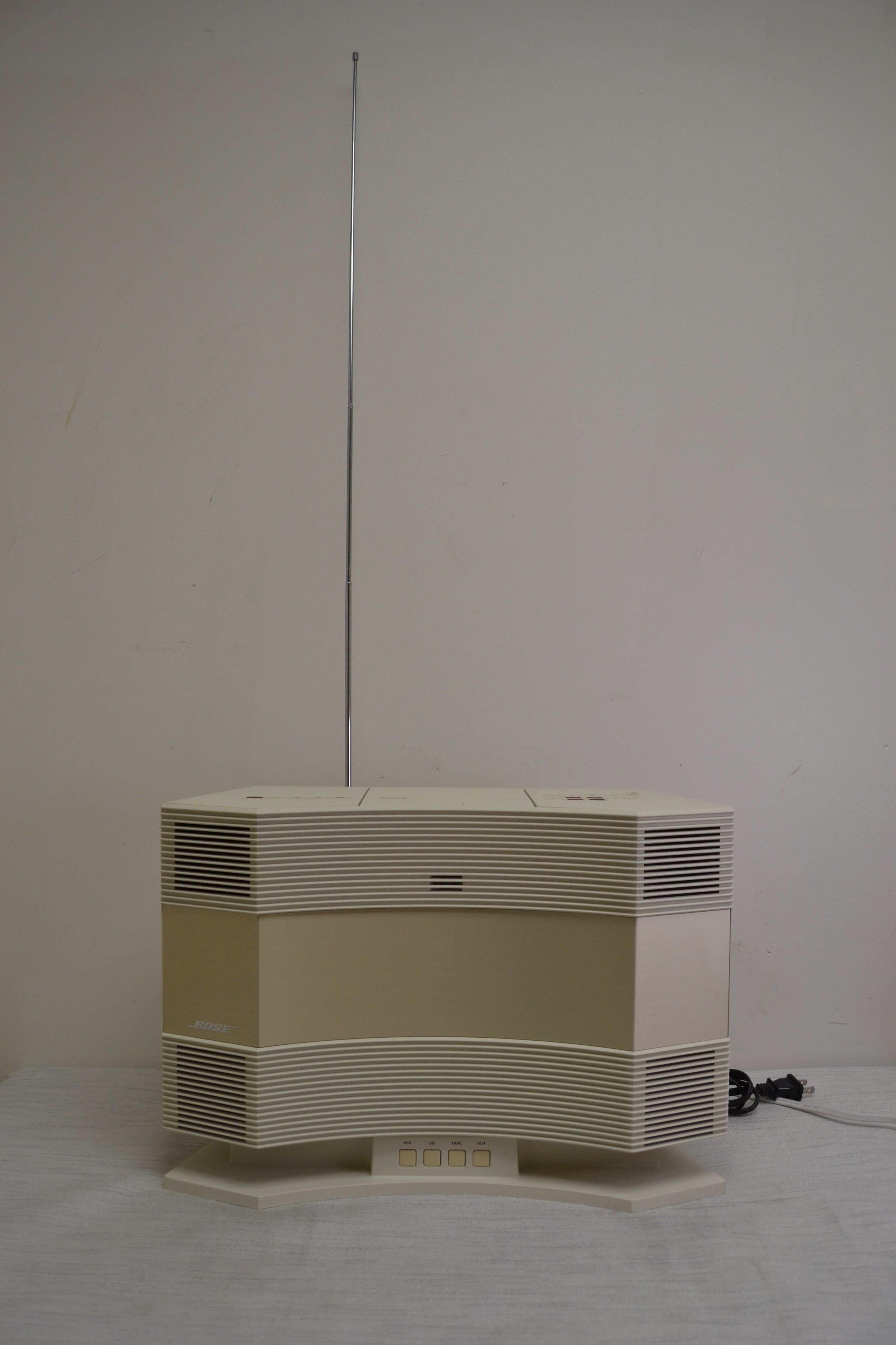 Bose CD-3000 Acoustic Wave System with PD-2 Pedestal 8 Fully Serviced