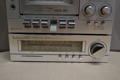 Sanyo Complete Mini Hi-Fi System * A8 Amp * D8 Cassette * T8 Tuner & Speakers