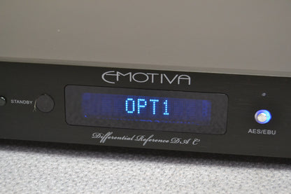 Emotiva XDA-1 Differential Reference DAC * Remote Control