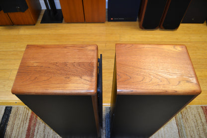 Advent Laureate Floor Standing Speakers