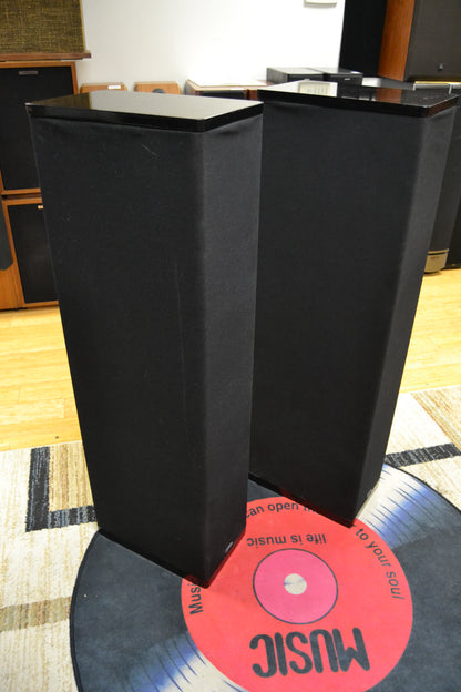 Definitive Technology BP20 Bipolar Speakers * Fully Serviced * Local Pickup Only