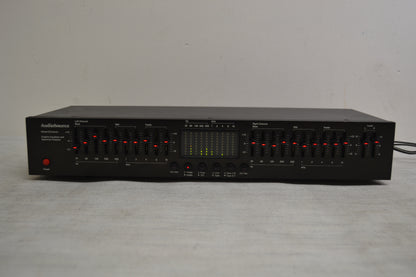 AudioSource EQ Eleven * Graphic Equalizer with Spectrum Analyzer * Fully Serviced