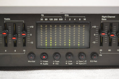 AudioSource EQ Eleven * Graphic Equalizer with Spectrum Analyzer * Fully Serviced