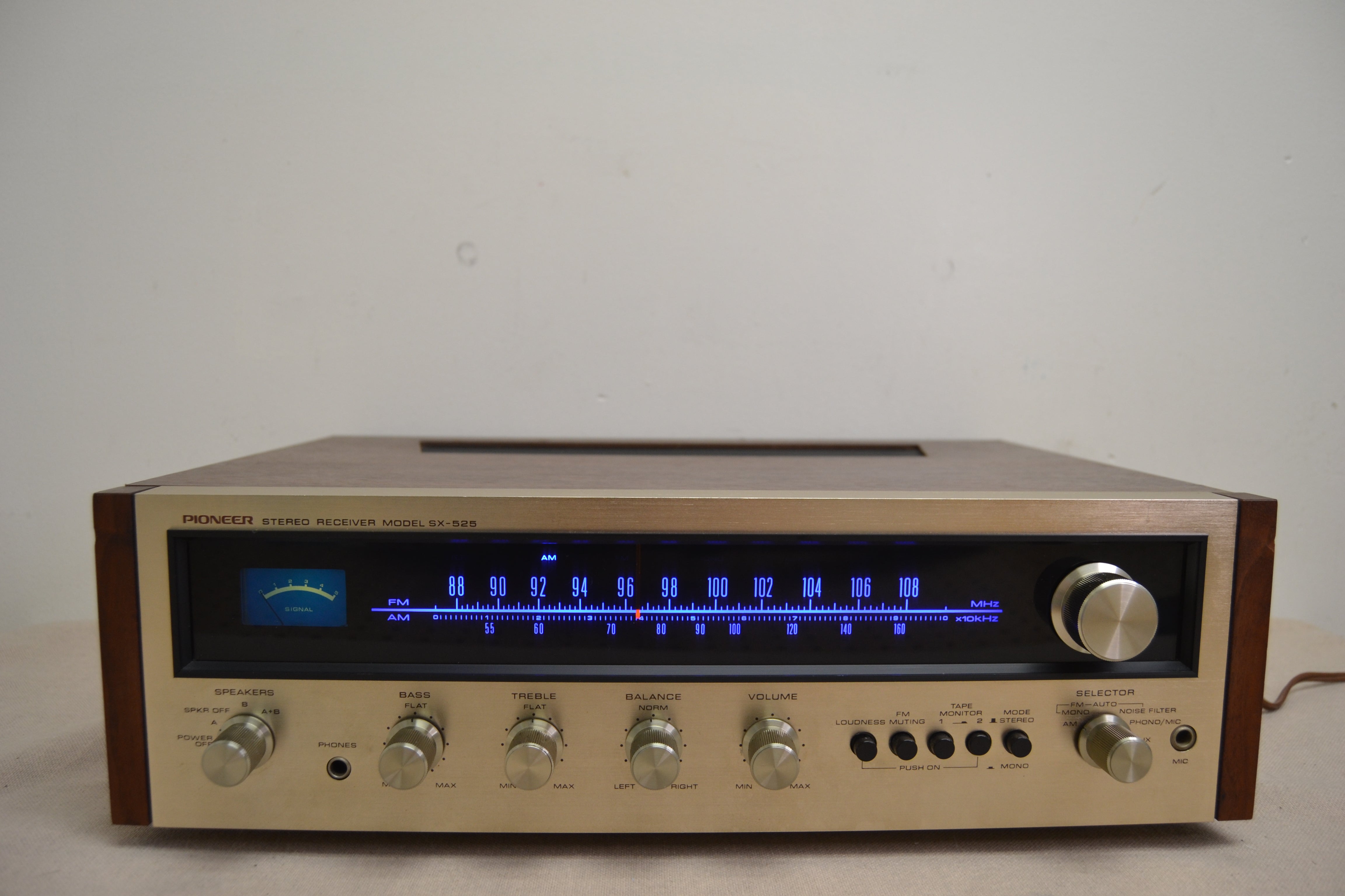 Pioneer SX-525 Stereo Receiver * 13W RMS * 1972