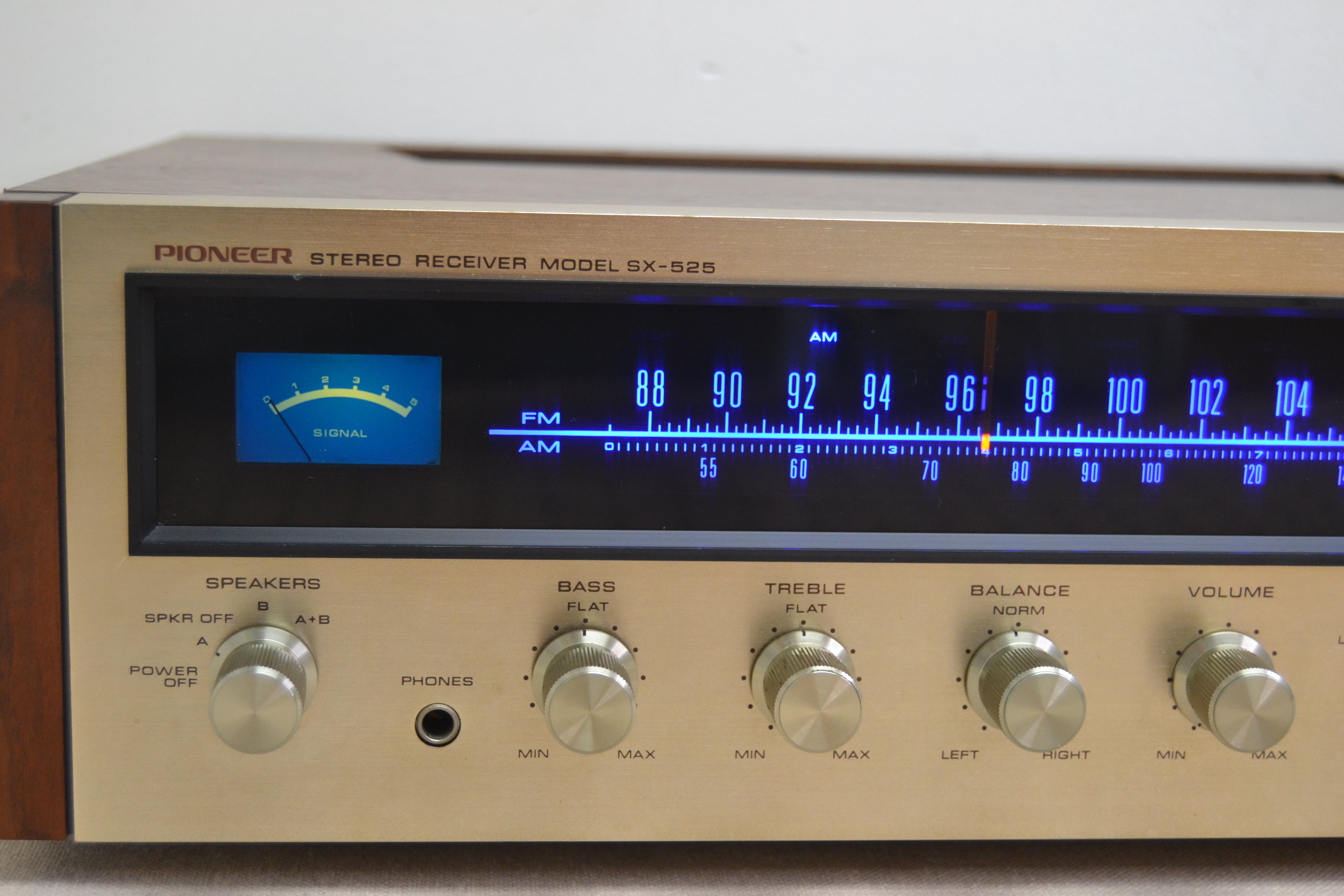 Pioneer SX-525 Stereo Receiver * 13W RMS * 1972