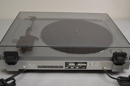 Yamaha P200 Belt Drive Turntable * 1982