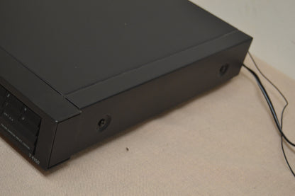 Onkyo T-4150  Synthesized FM Stereo / AM Tuner (1987-89)