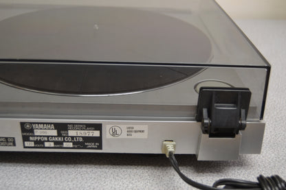 Yamaha P200 Belt Drive Turntable * 1982