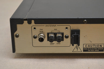 Onkyo T-4150  Synthesized FM Stereo / AM Tuner (1987-89)