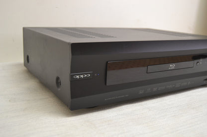 Oppo BDP-105D Darbee Universal BluRay Player * Universal Remote * Fully Serviced
