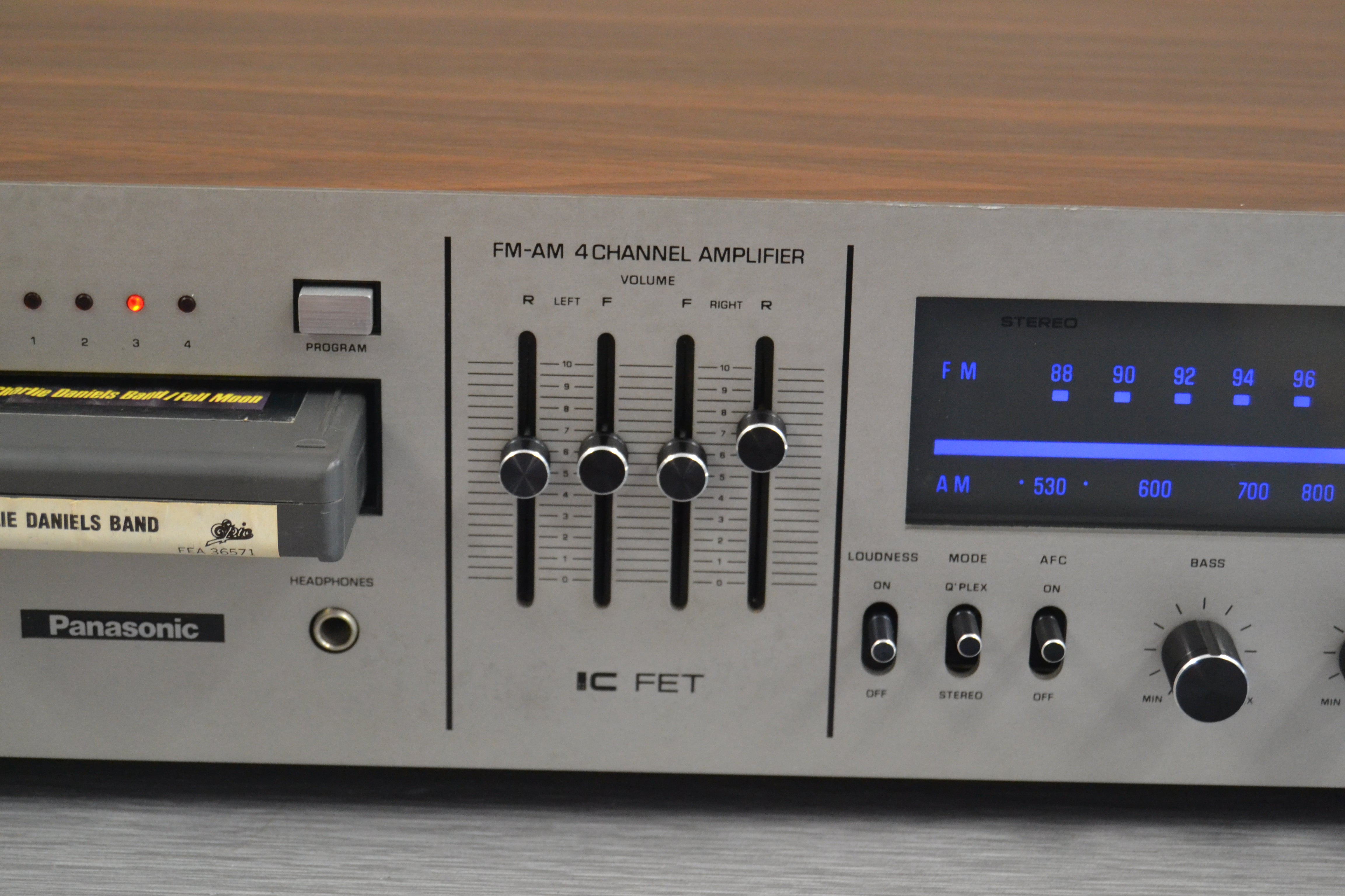 Panasonic RE-8484 Receiver Quad 8-Track Player Amplifier Tune 4