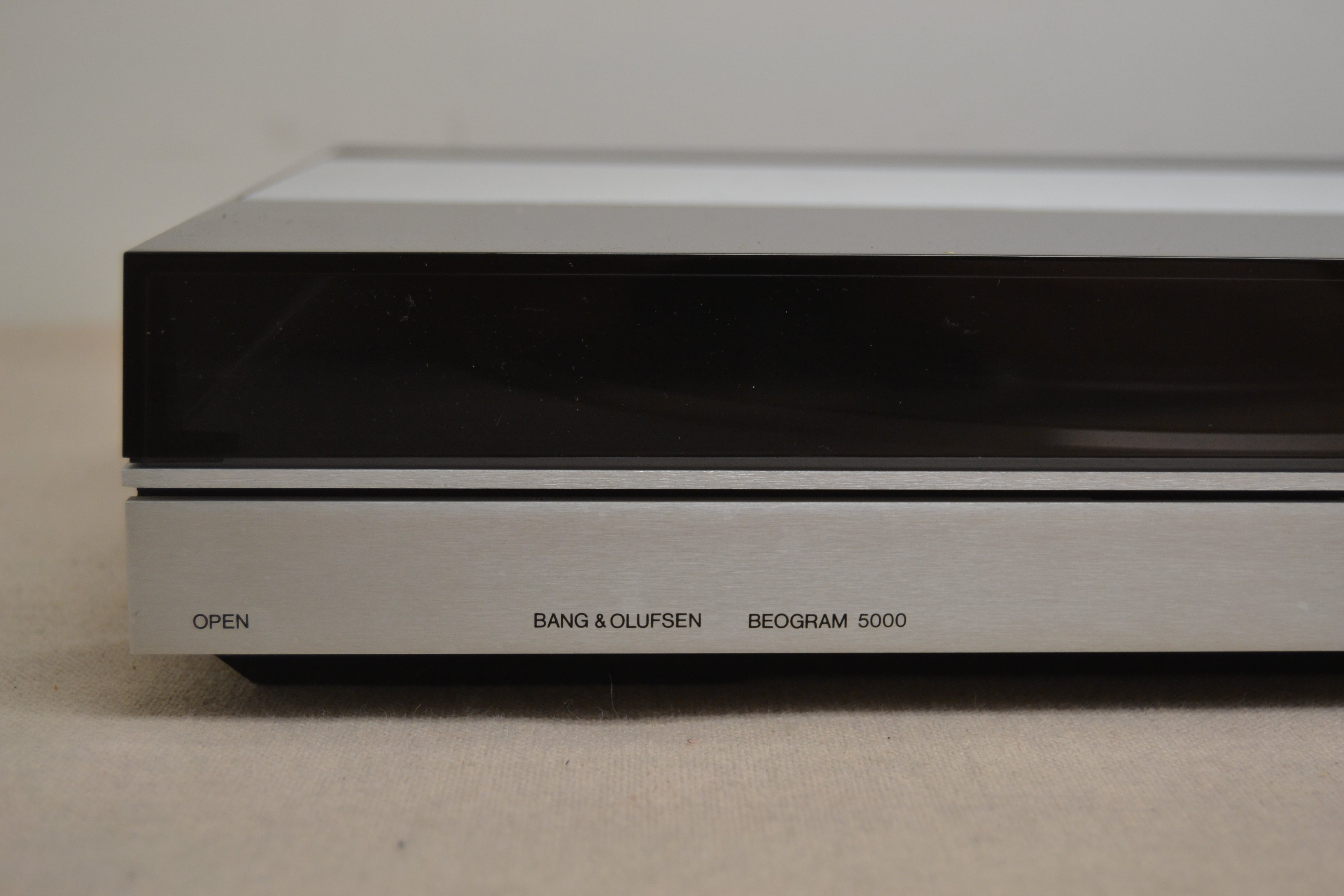 B&O Beogram 5000 v 5804 Turntable * Fully Serviced * MMC Cartridge * Fully Serviced * Local Sale Only