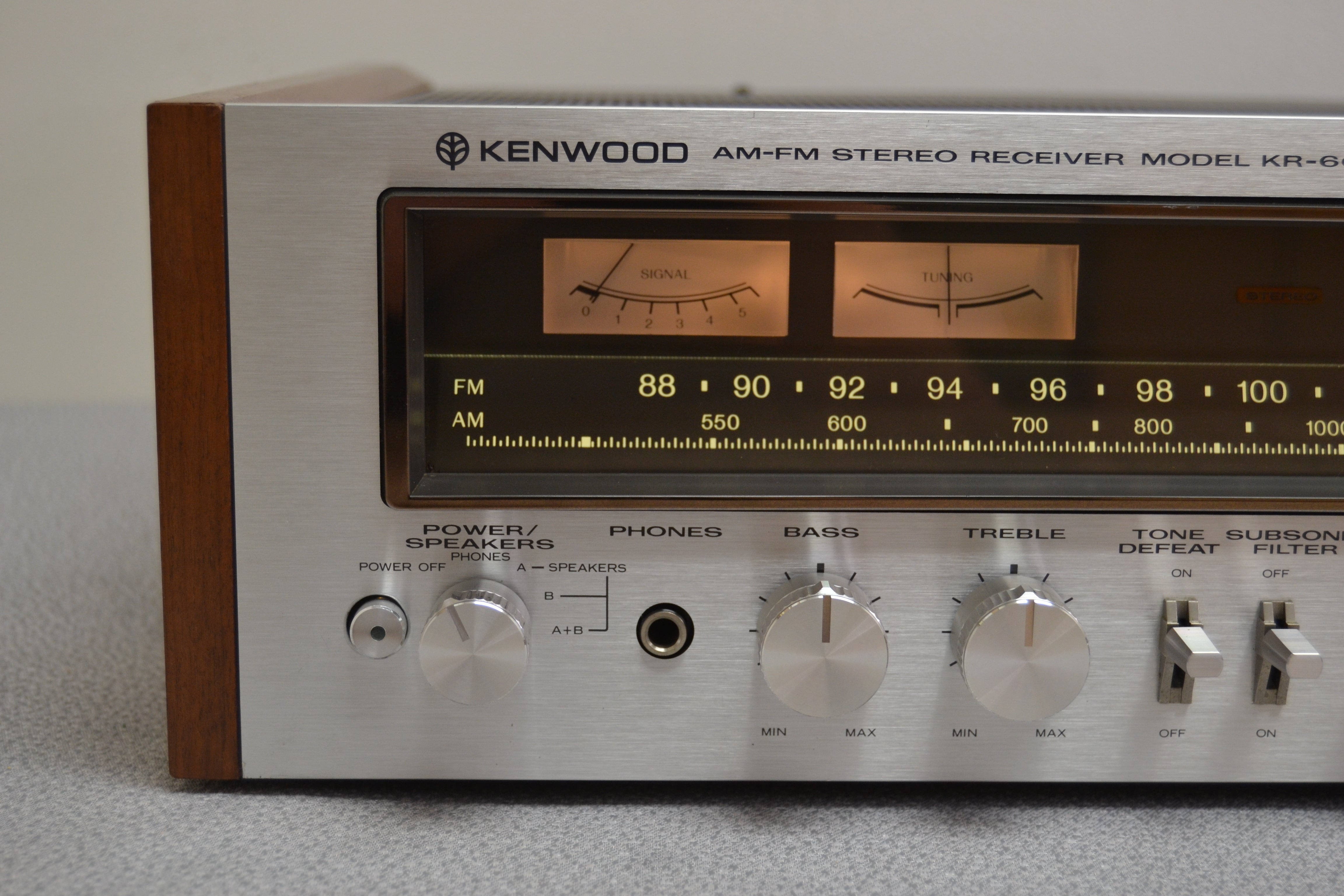 Kenwood KR-6030  AM/FM Stereo Receiver (1978-80) * 80W RMS