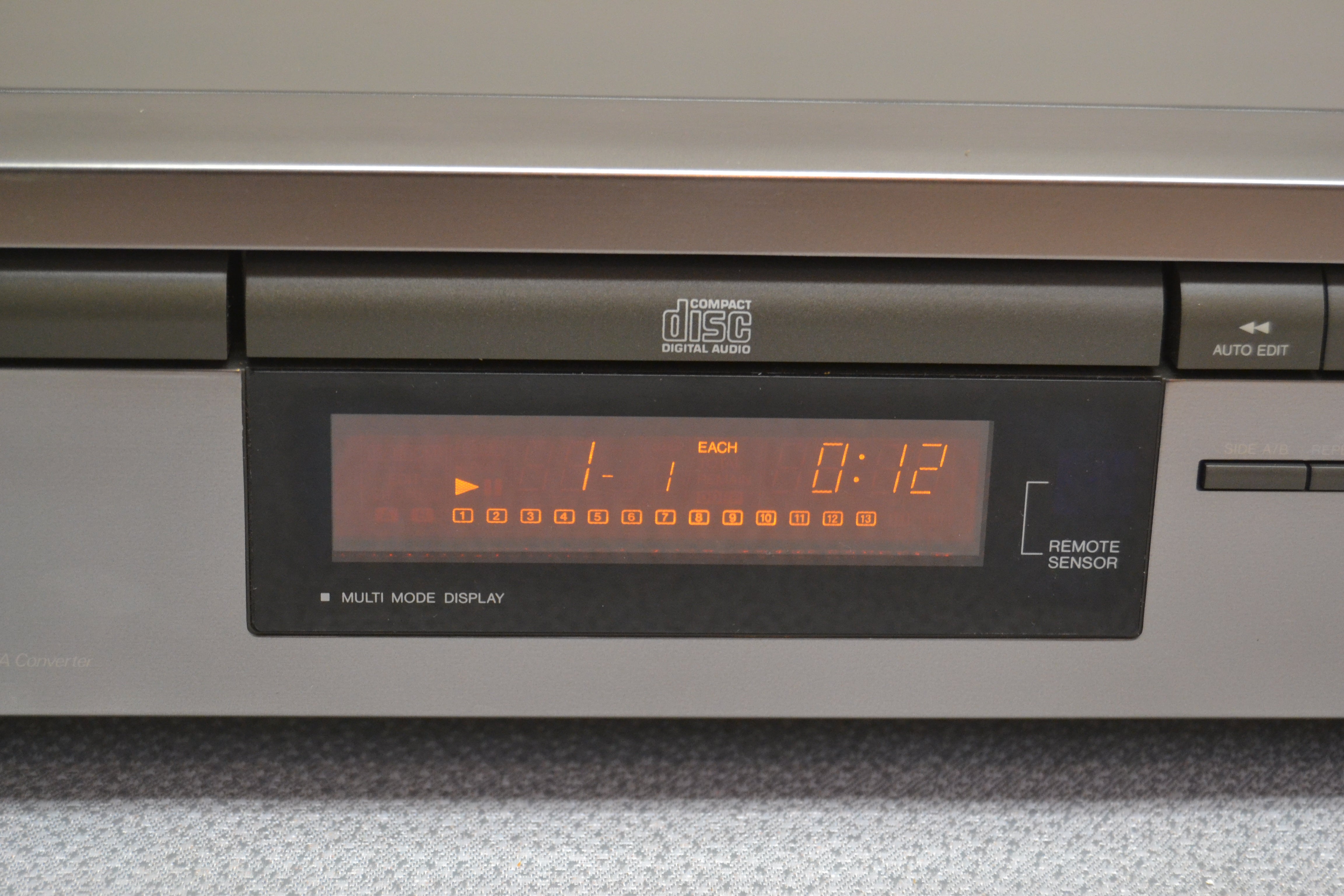 JVC XL-V241 Single CD Player * No remote – The Turntable Store