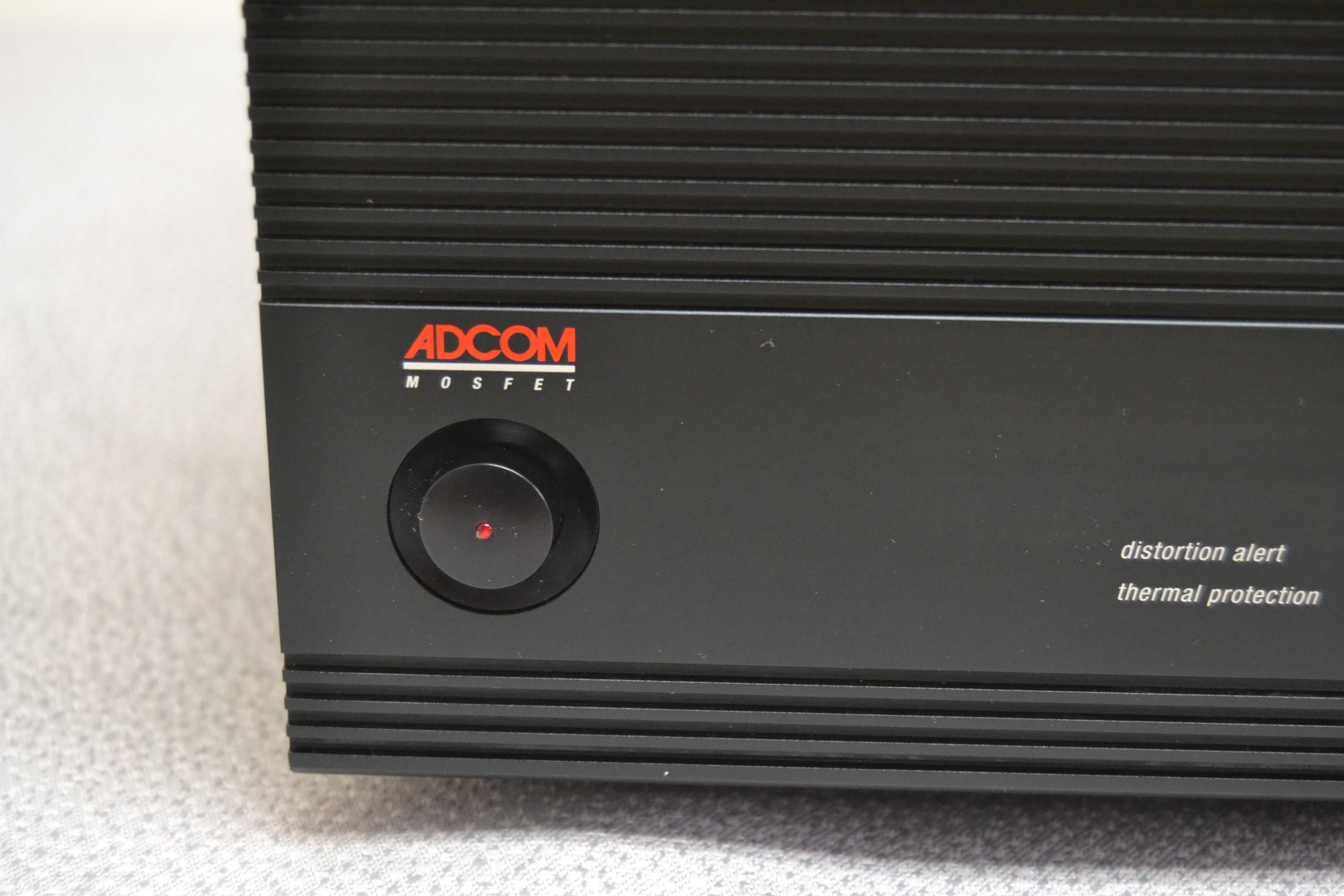Adcom GFA-5500 Power Amplifier * 200W RMS * 1995