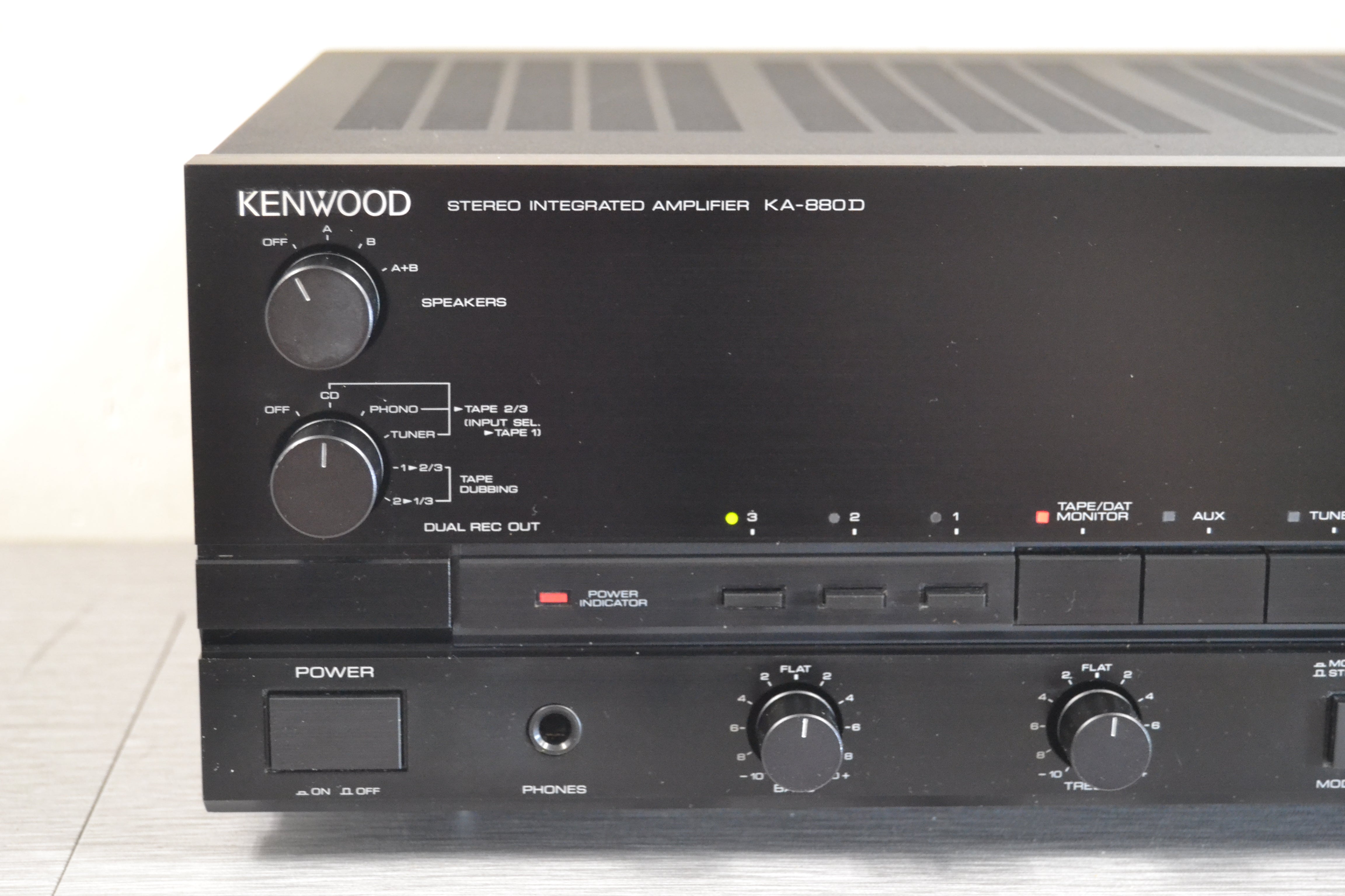Kenwood KA-880D Stereo Integrated Amplifier * 100W RMS