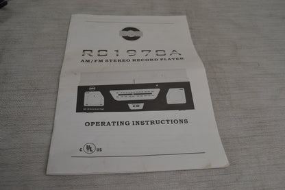 LCM rc1970A Stereo Record Player with AM/FM Tuner