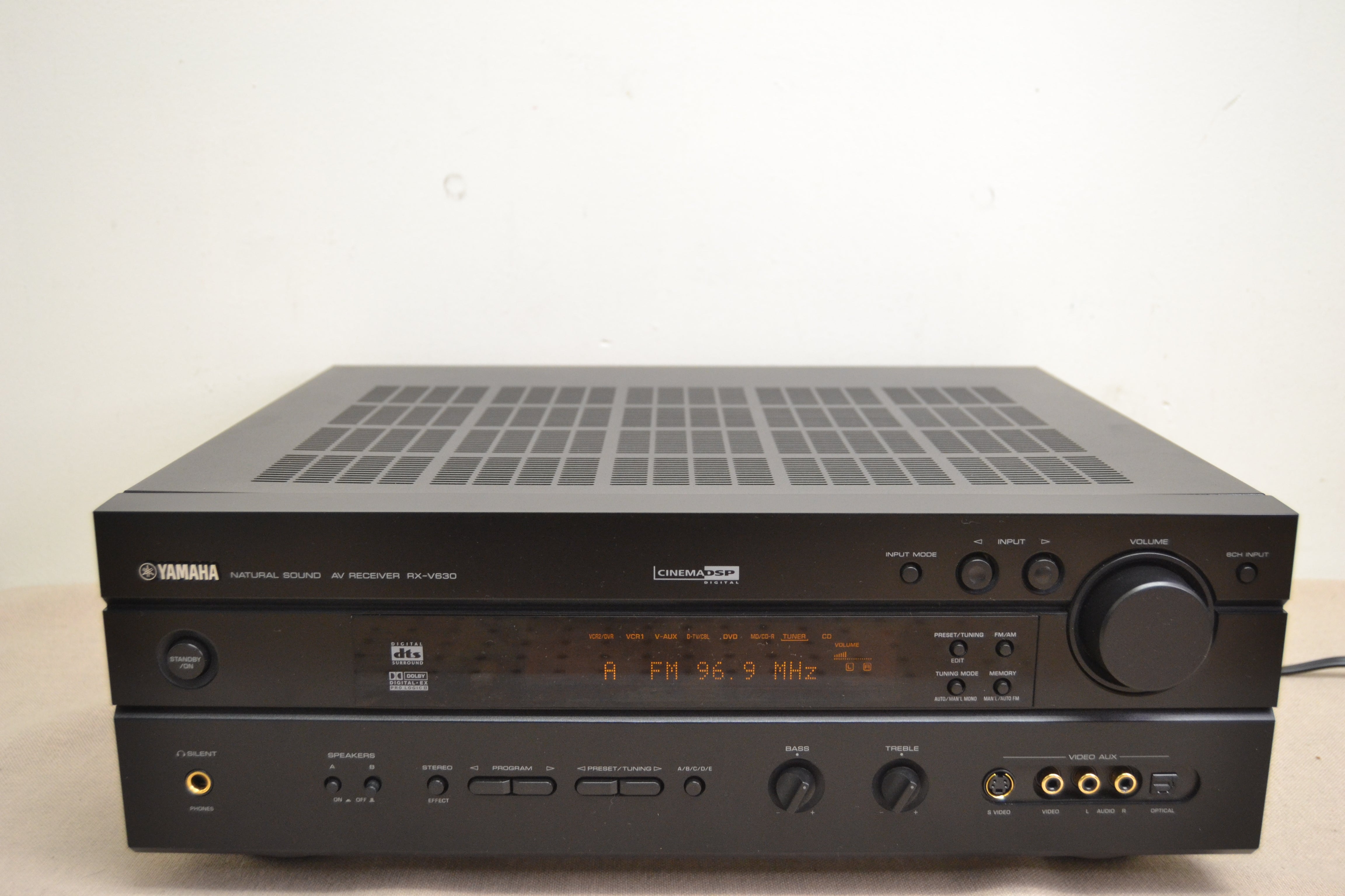 Yamaha RX-V630 Stereo Receiver * 75W RMS * 2002