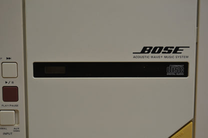 Bose CD-2000 Acoustic Wave CD and Radio * Battery Bag * Manual * Fully Serviced