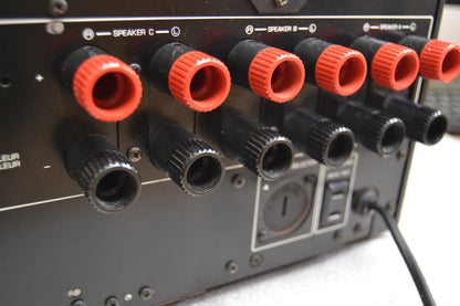 Yamaha M-80 Stereo Power Amplifier * 250W RMS * 1984