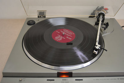 Onkyo CP-1010A Semi Automatic Belt Drive Turntable * NEW Audio Technica Cartridge