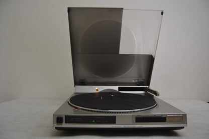 Realistic LAB-2200 Linear Tracking Turntable * Fully Serviced