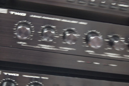 SAE Two Complete Stack - Pre-Power Amp-Tuner-Parametric Eq !!