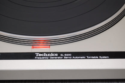 Technics SL-B200  Semi-Automatic Turntable System
