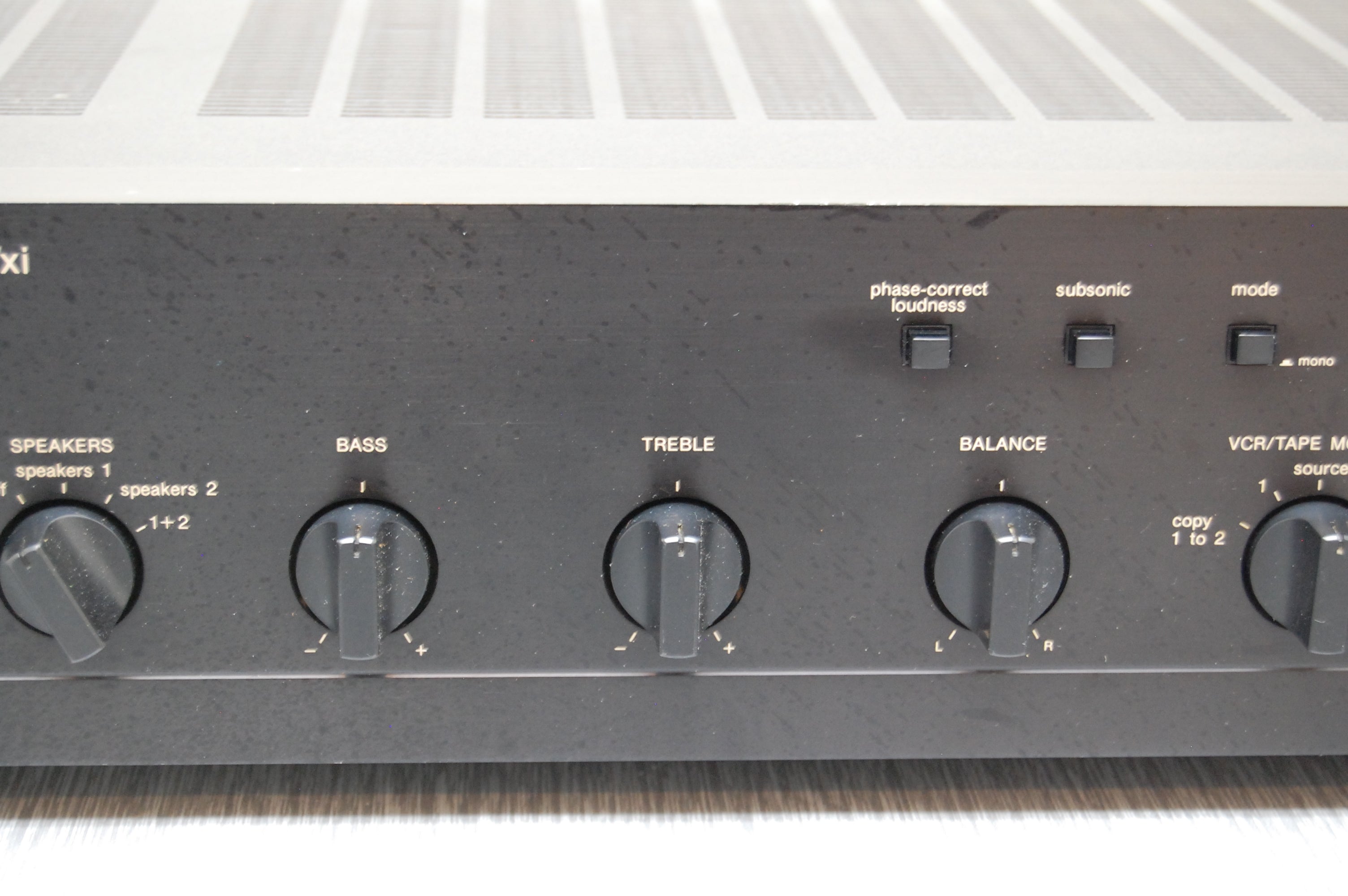 Harman Kardon PM645vxi Stereo Integrated Amplifier – The Turntable Harman Kardon PM645vxi Stereo Integrated Amplifier – The Turntable