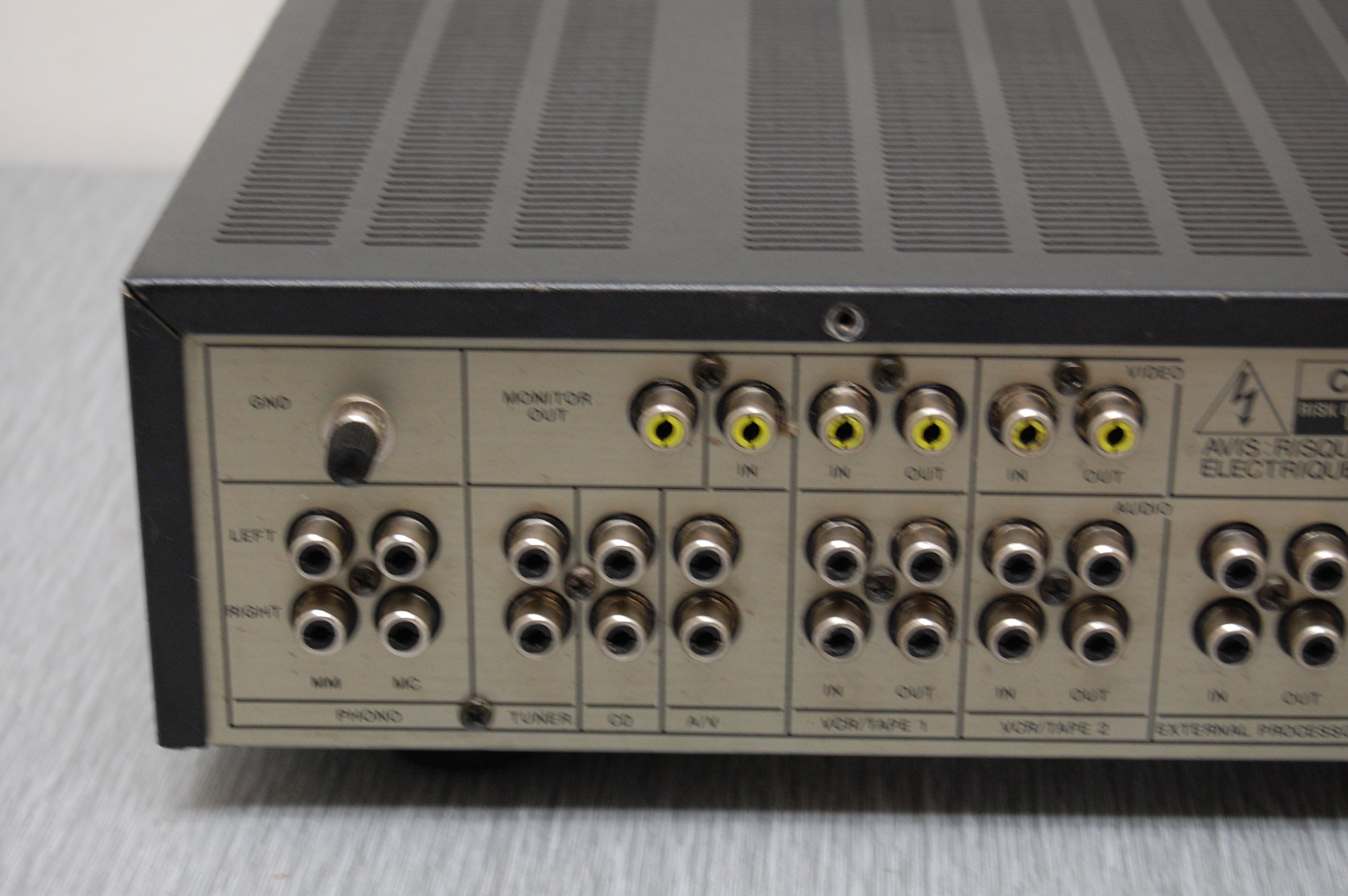 Harman Kardon PM645vxi Stereo Integrated Amplifier – The Turntable