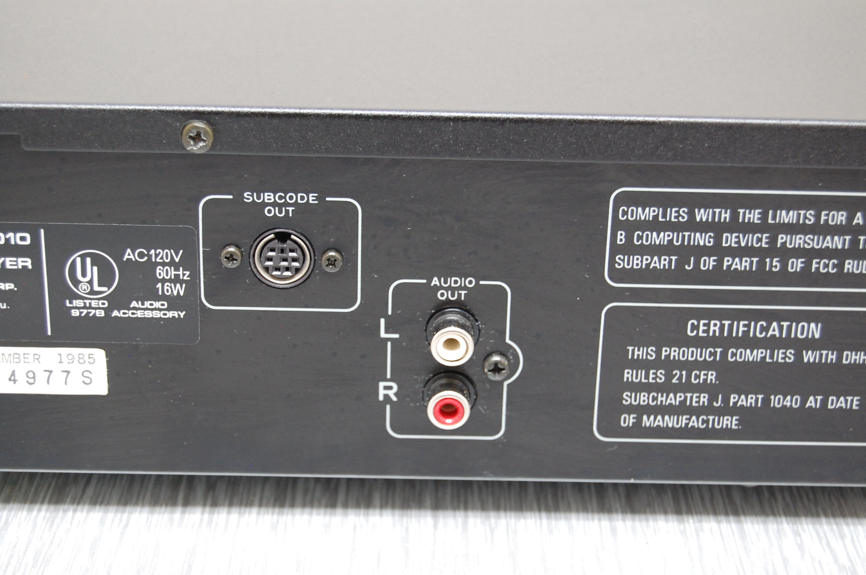 Pioneer PD-6010 Single CD Player * Remote * Manual * 1985 – The