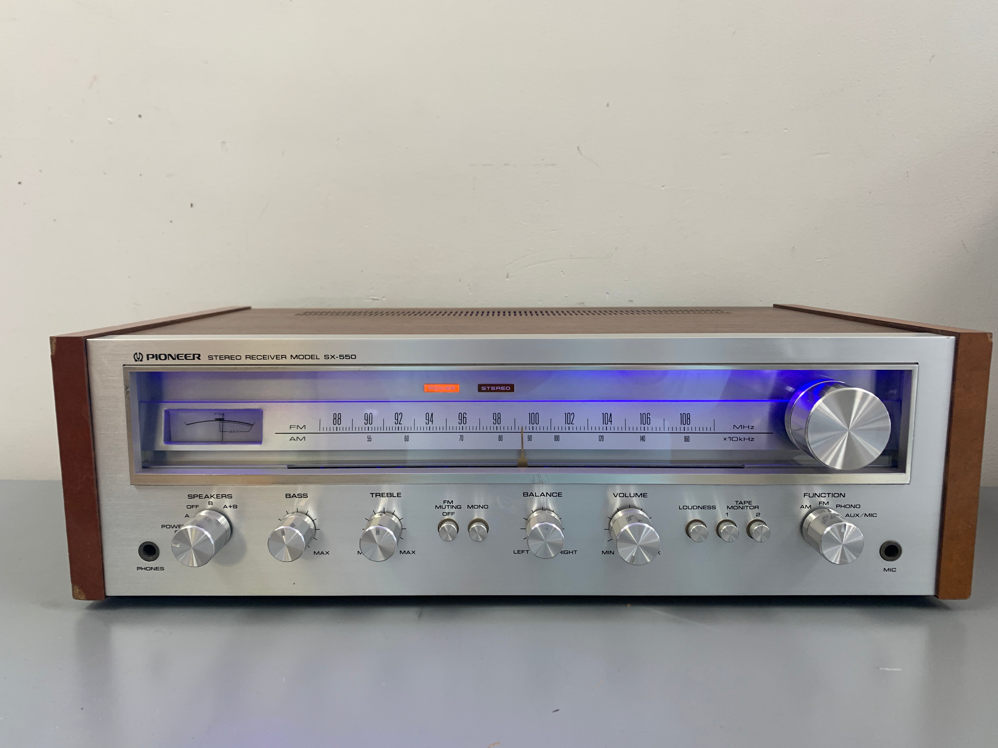 Pioneer SX-550 Stereo Receiver * 20W RMS * 1976 – The Turntable Store