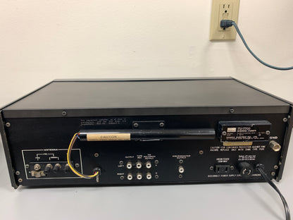 Sansui TU-7700 Stereo Tuner