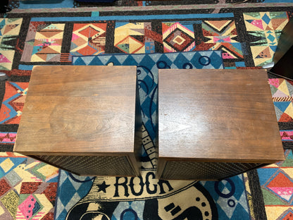 Sansui SP-100 Speakers