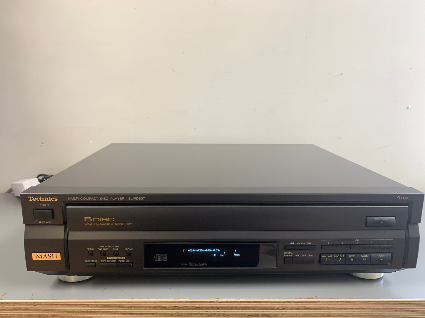Technics SL-PD607 CD Player