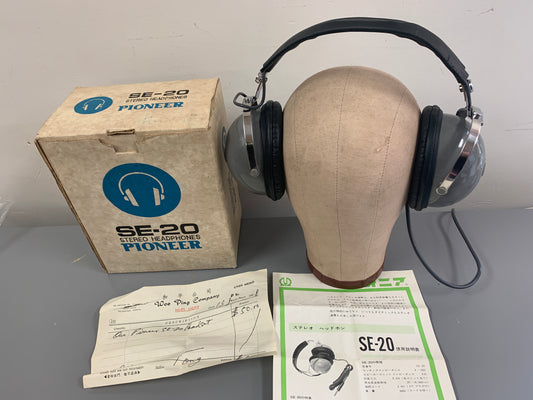 Pioneer SE-20 Stereo Headphones