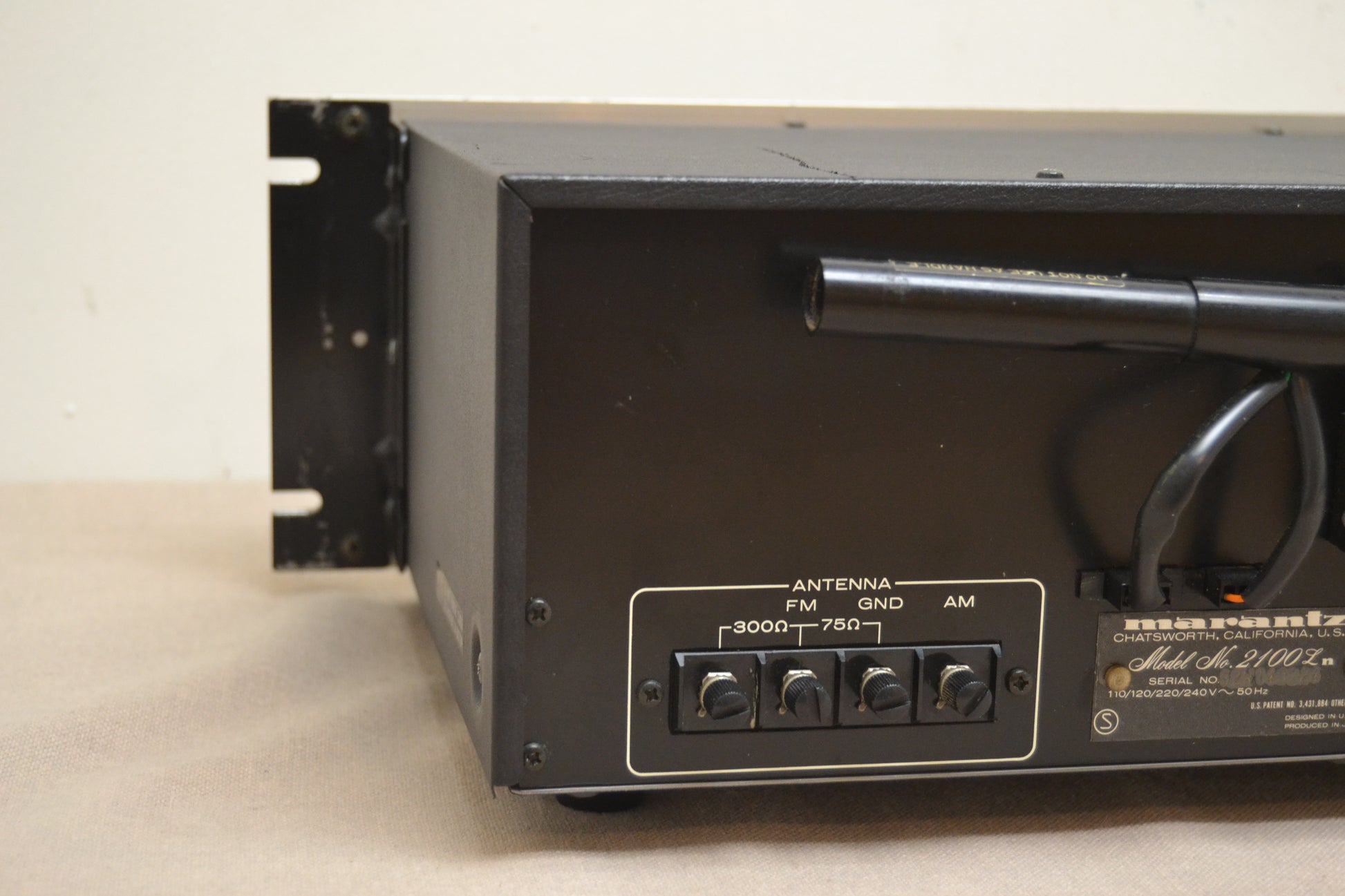 Tuner Marantz 2100L collector - Haute-Fidélité - Boutique