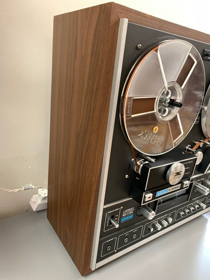 Akai X-1810D Reel to Reel Deck
