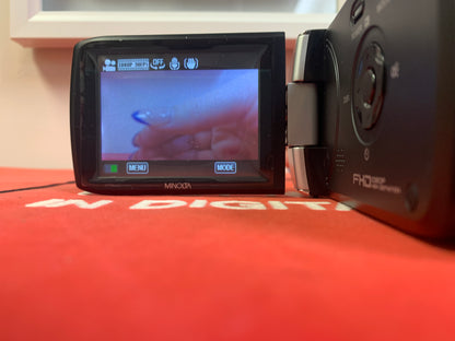 Minola MN50HD 20.0 MegaPixel Camera Recorder Camcorder /w Box and Instructions