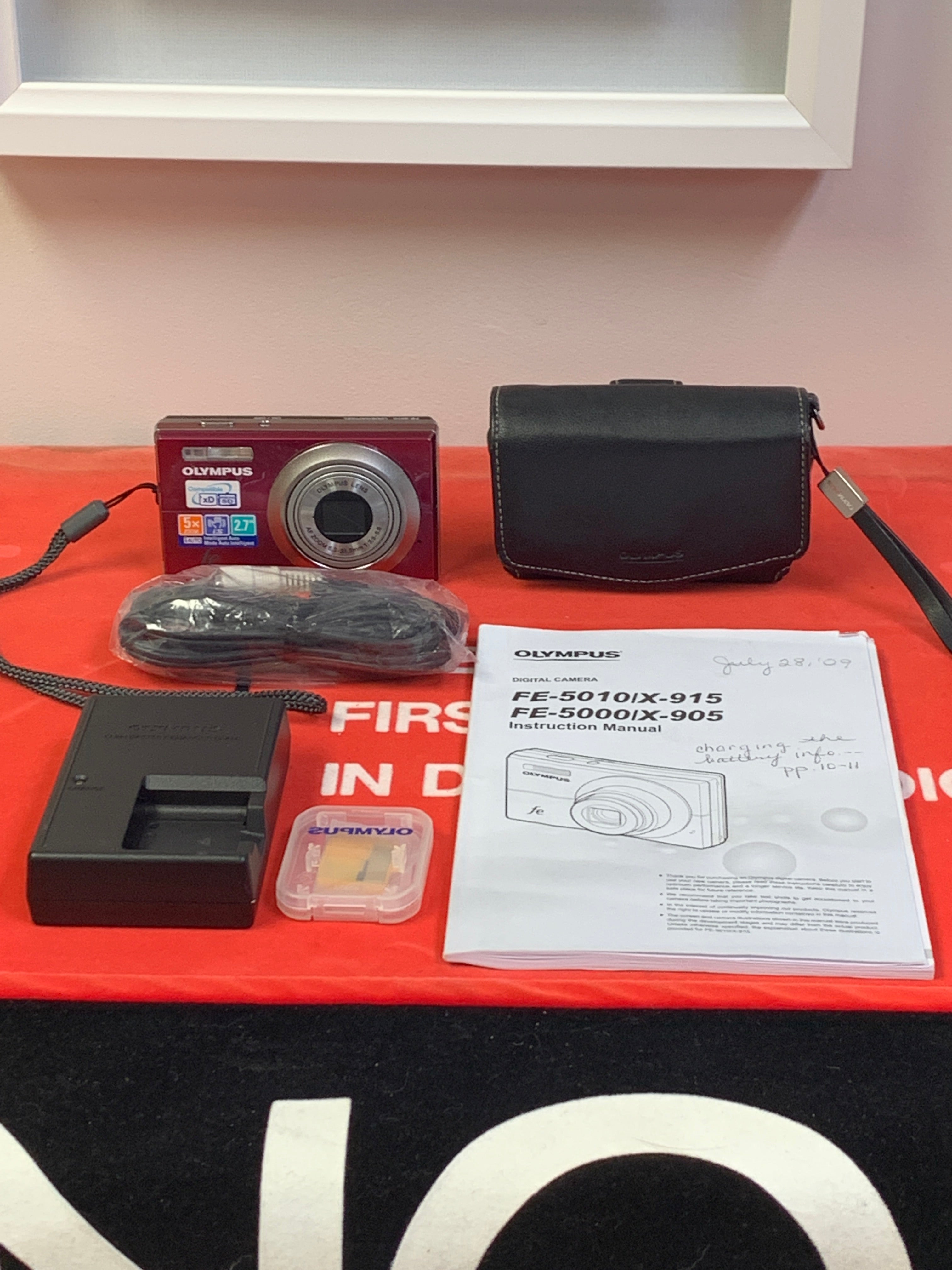 Olympus FE-5010 Red / Plum Digital Camera w/ Box, Instructions