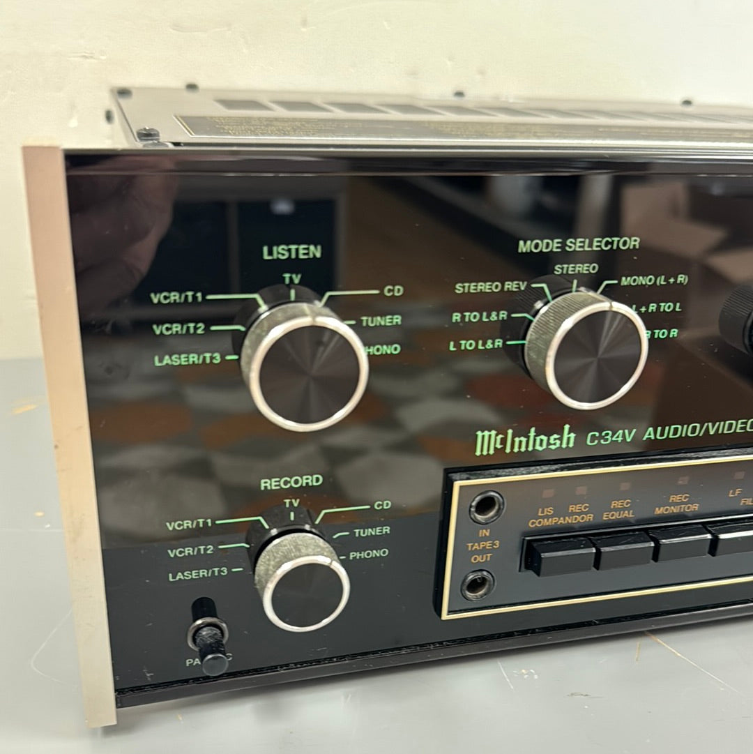 McIntosh C34V Stereo Preamplifier / Amplifier