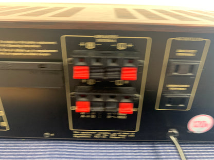 Sansui 3900Z  Digital Synthesizer DC Stereo Receiver (1980-81)