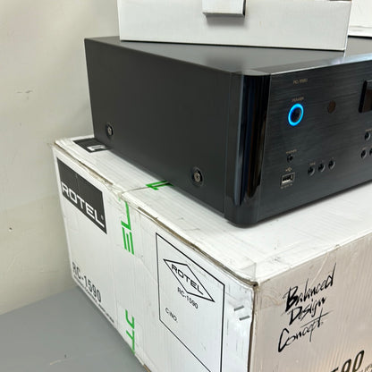 Rotel RC-1590 Stereo Preamplifier * Remote * Box * Manual *