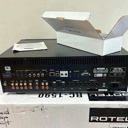 Rotel RC-1590 Stereo Preamplifier * Remote * Box * Manual *