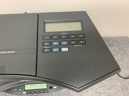 Bose CD-3000 Acoustic Wave CD/Radio & Acoustic Wave CD Changer - Remotes